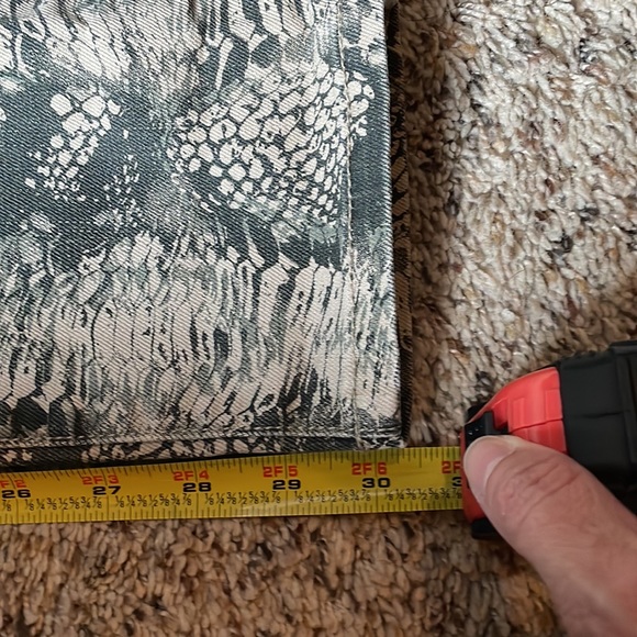 Cabi snake skin print jeans - Picture 3 of 4